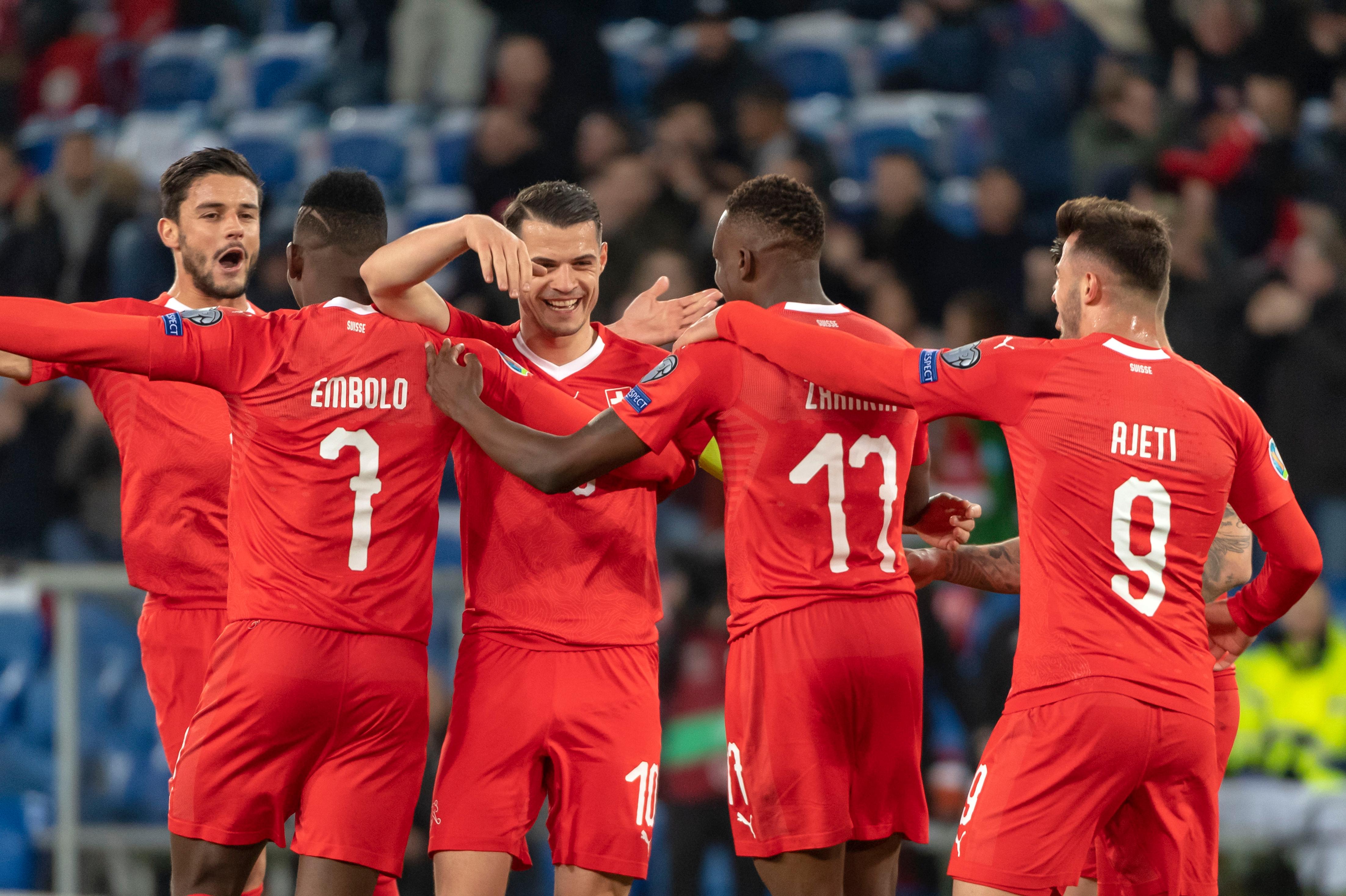 开云电竞平台-准备迎战！欧洲预选赛角逐大冲刺，积分争锋的简单介绍